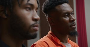 Храни молчание